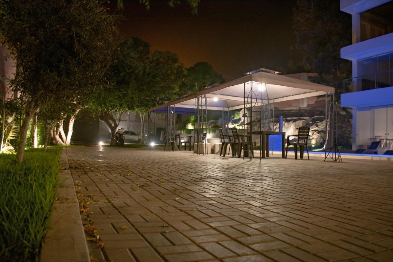 Silver Inn Hotel Cerro Azul Exterior foto